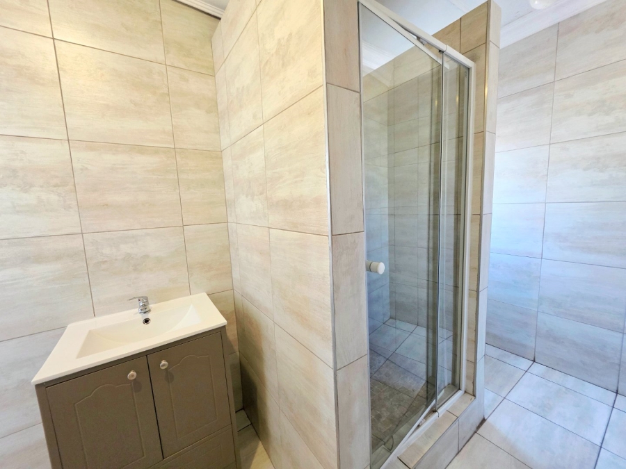 16 Bedroom Property for Sale in Universitas Free State